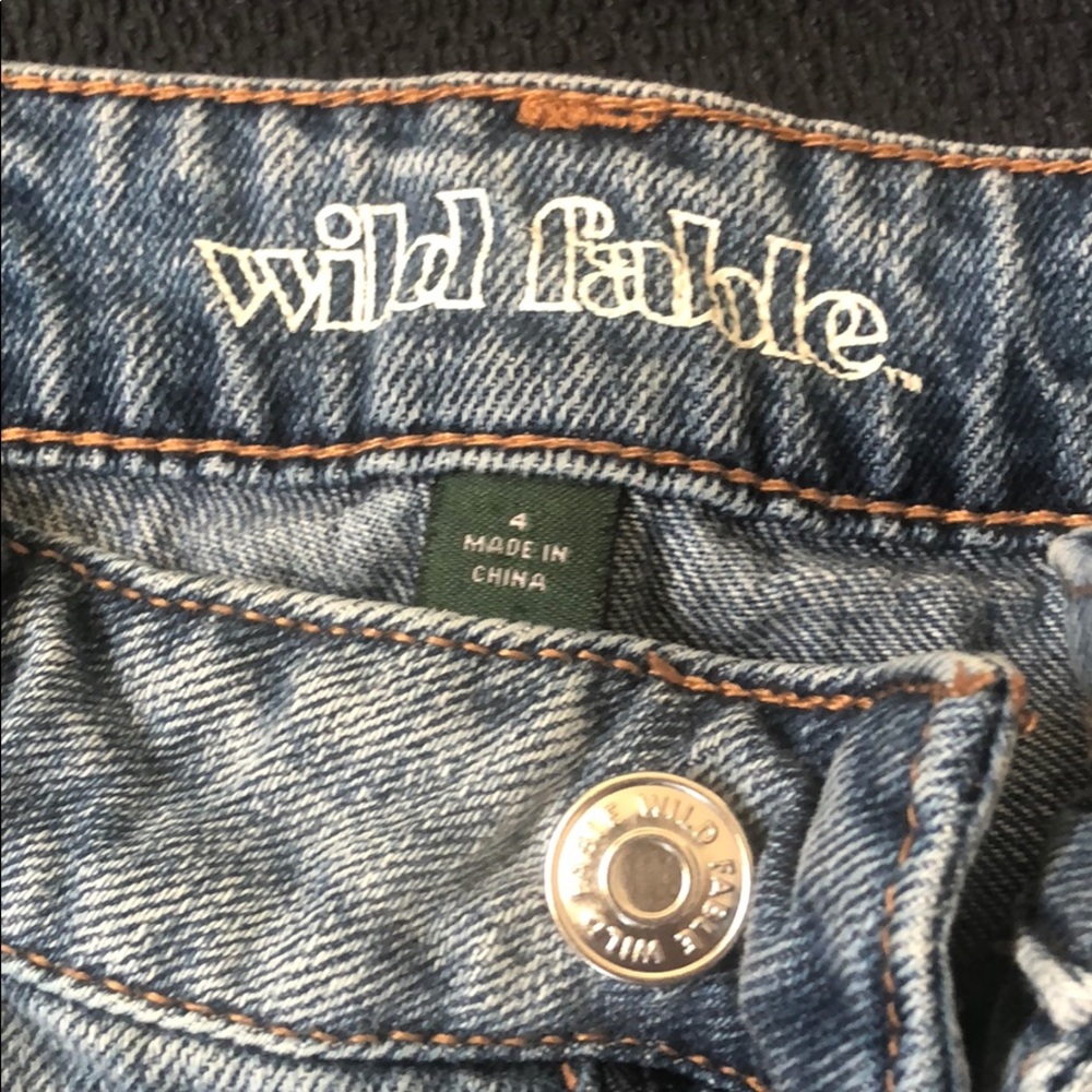 Wild Fable - Picture 2 of 3